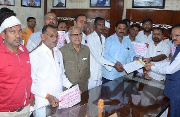 Make a Census of the OBCs | ओबीसींची जातनिहाय जनगणना करा Make a Census of the OBCs | ओबीसींची जातनिहाय जनगणना करा