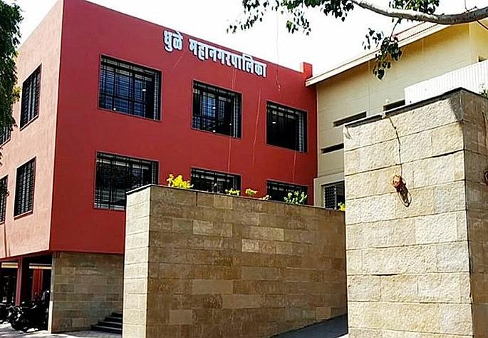 undefined | ७४ पेैकी ४५ नगरसेवक ठरले ‘मौनीबाबा'