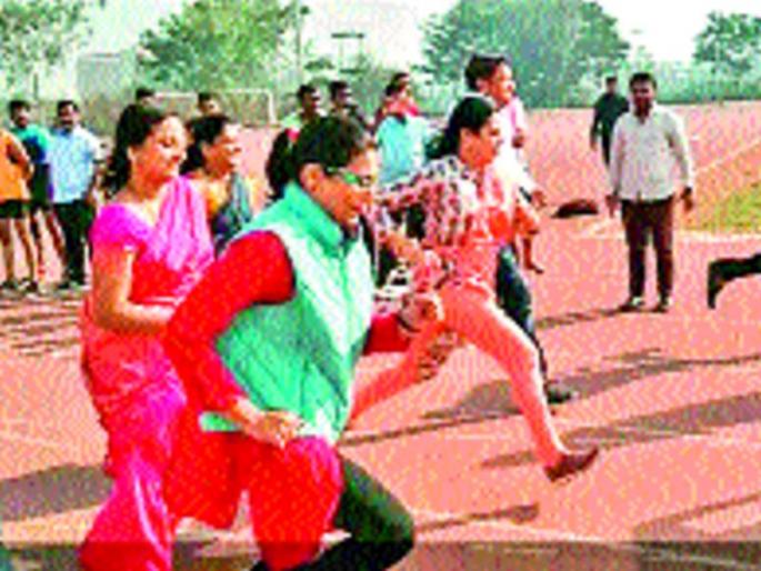 Balwadi CM Trophy: MLAs drop out of corporators | बालेवाडी सीएम चषक : आमदारांनी टाकले नगरसेवकांना मागे Balwadi CM Trophy: MLAs drop out of corporators | बालेवाडी सीएम चषक : आमदारांनी टाकले नगरसेवकांना मागे