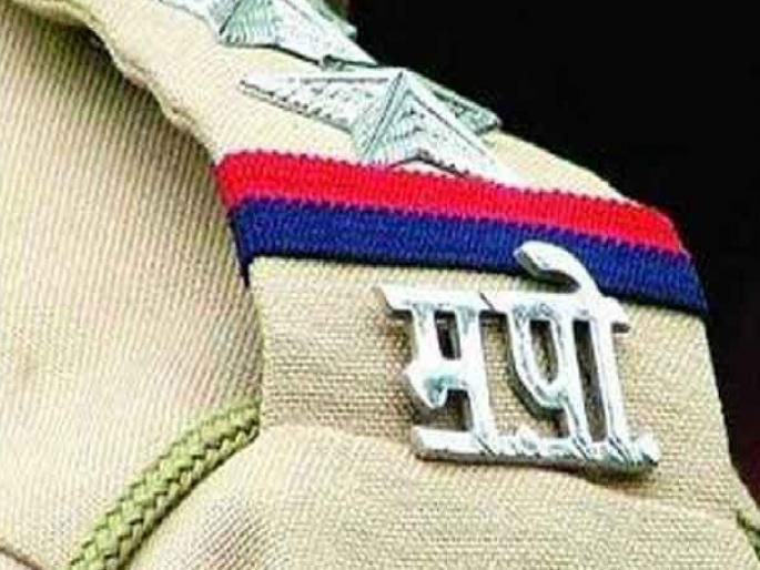 Facebook friend's heart started beating; reached Nagpur from Surat | सोळावं वरिस धोक्याच : फेसबूक फ्रेण्डच्या नादी लागली; सुरतहून नागपुरात पोहचली