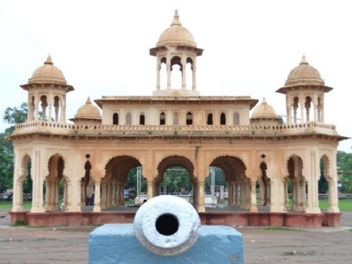 Were Kasturchand Park conservation guidelines followed? High Court inquiry | कस्तूरचंद पार्क संवर्धनाच्या निर्देशांचे पालन झाले काय? हायकोर्टाची विचारणा Were Kasturchand Park conservation guidelines followed? High Court inquiry | कस्तूरचंद पार्क संवर्धनाच्या निर्देशांचे पालन झाले काय? हायकोर्टाची विचारणा