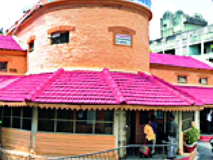 'Hattrick' in decision-making! | निर्णयबदलाची ‘हॅट्ट्रिक’! 'Hattrick' in decision-making! | निर्णयबदलाची ‘हॅट्ट्रिक’!