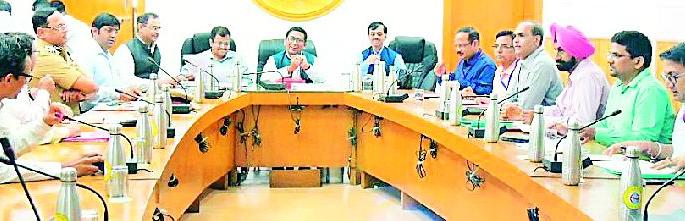 Maharashtra Election 2019 ; A minor mistake should not be made | Maharashtra Election 2019 ; किरकोळ चूकही घडता कामा नये Maharashtra Election 2019 ; A minor mistake should not be made | Maharashtra Election 2019 ; किरकोळ चूकही घडता कामा नये