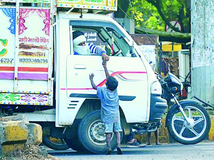 Risk of corona infection from ‘Mumbai Return’ monks? | ‘मुंबई रिटर्न’ भिक्षुकांपासून कोरोना संक्रमणाचा धोका?