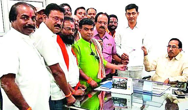 Declare the district drought affected | जिल्हा दुष्काळग्रस्त घोषित करा Declare the district drought affected | जिल्हा दुष्काळग्रस्त घोषित करा