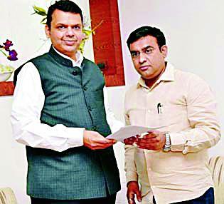 Provide grants-in-aid to farmers | शेतकऱ्यांना प्रोत्साहन अनुदान द्या -फुके Provide grants-in-aid to farmers | शेतकऱ्यांना प्रोत्साहन अनुदान द्या -फुके