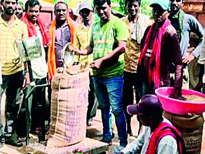 Procurement of 3 lakh 88 thousand quintals of summer grain in the district | जिल्ह्यात तीन लाख ८८ हजार क्विंटल उन्हाळी धानाची खरेदी Procurement of 3 lakh 88 thousand quintals of summer grain in the district | जिल्ह्यात तीन लाख ८८ हजार क्विंटल उन्हाळी धानाची खरेदी