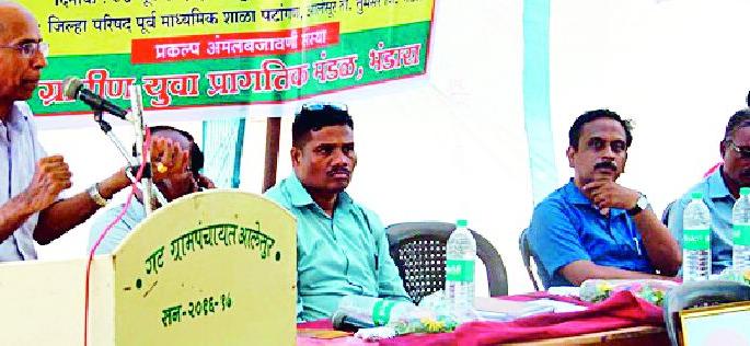 Take initiative to spread the berrari goat | बेरारी शेळीच्या प्रसारासाठी पुढाकार घ्यावा Take initiative to spread the berrari goat | बेरारी शेळीच्या प्रसारासाठी पुढाकार घ्यावा