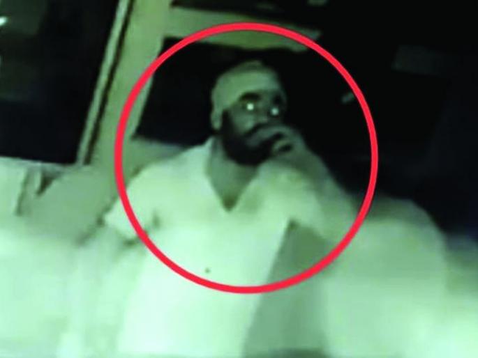 Theft at the beer bar; The thief could not resist the temptation to drink | बियरबारमध्ये चोरी; चोरट्यास आवरता आला नाही मद्यप्राशनाचा मोह Theft at the beer bar; The thief could not resist the temptation to drink | बियरबारमध्ये चोरी; चोरट्यास आवरता आला नाही मद्यप्राशनाचा मोह