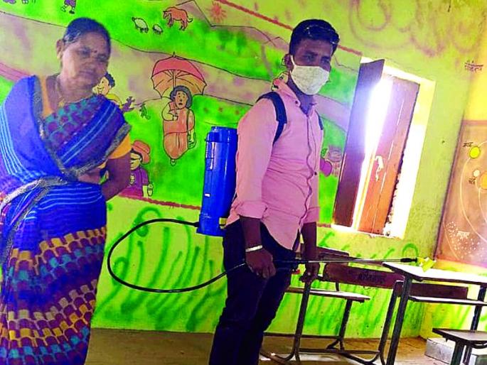 Buldana: Attendance of hostel, ashram school of only four percent students | बुलडाणा : चार टक्के विद्यार्थ्यांचीच वसतिगृह, आश्रमशाळेत हजेरी Buldana: Attendance of hostel, ashram school of only four percent students | बुलडाणा : चार टक्के विद्यार्थ्यांचीच वसतिगृह, आश्रमशाळेत हजेरी