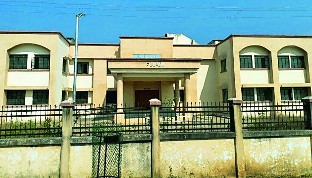 Corpani Civil, criminal court wait | कोरपना दिवाणी, फौजदारी न्यायालयाची प्रतीक्षा संपणार Corpani Civil, criminal court wait | कोरपना दिवाणी, फौजदारी न्यायालयाची प्रतीक्षा संपणार