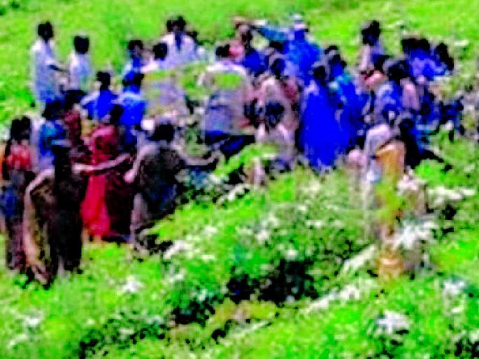 Farmers 'Growth for Farmers' Growth | शेतीच्या प्रगतीसाठी महिला शेतीशाळा Farmers 'Growth for Farmers' Growth | शेतीच्या प्रगतीसाठी महिला शेतीशाळा