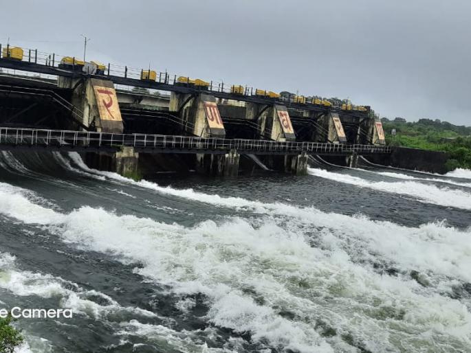 Disruption in the district, disruption of public life | जिल्ह्यात कोसळधार, जनजीवन विस्कळीत