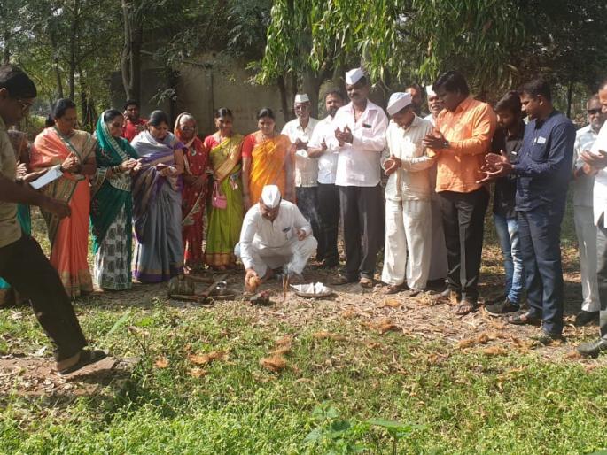 Launch of a single water supply scheme | एकलहरे पाणीपुरवठा योजनेचा शुभारंभ Launch of a single water supply scheme | एकलहरे पाणीपुरवठा योजनेचा शुभारंभ