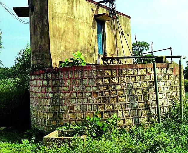 The plan was ready but the construction stopped | आराखडा तयार मात्र बांधकाम रखडले The plan was ready but the construction stopped | आराखडा तयार मात्र बांधकाम रखडले