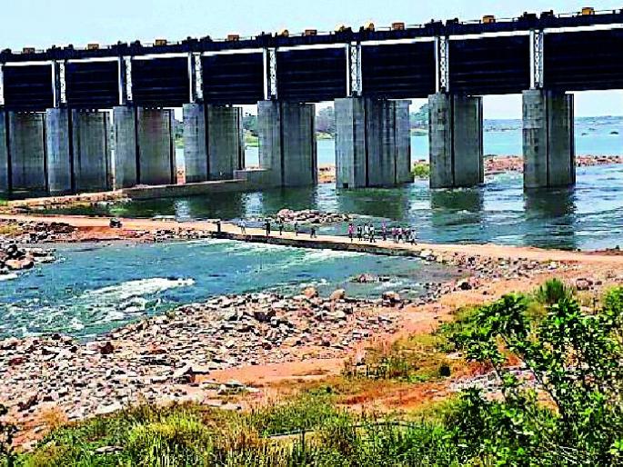 Water storage in the Chichdow Baraj | चिचडोह बॅरेजमध्ये पाणीसंचय सुरू Water storage in the Chichdow Baraj | चिचडोह बॅरेजमध्ये पाणीसंचय सुरू