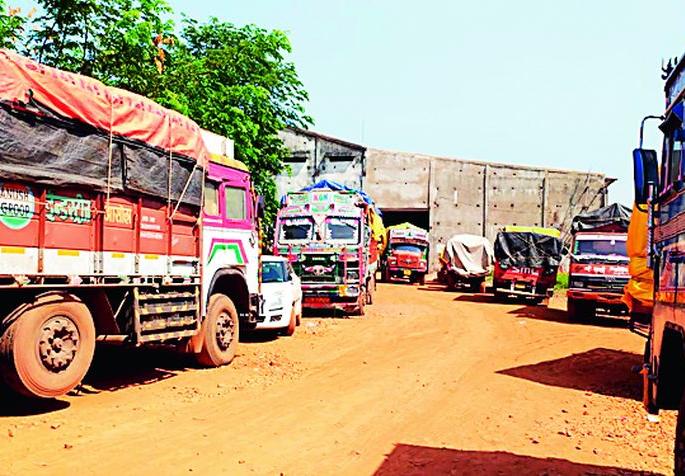 Rice continues to arrive even after the deadline | मुदत संपल्यानंतरही तांदळाची आवक सुरूच