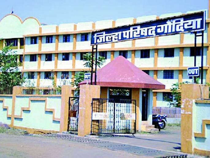 The crisis in Guruji, who took part in the 'Goa' Convention, is a crisis | ‘गोवा’ अधिवेशनाच्या नावावर सुटी घेणाऱ्या गुरूजींवर संकट The crisis in Guruji, who took part in the 'Goa' Convention, is a crisis | ‘गोवा’ अधिवेशनाच्या नावावर सुटी घेणाऱ्या गुरूजींवर संकट