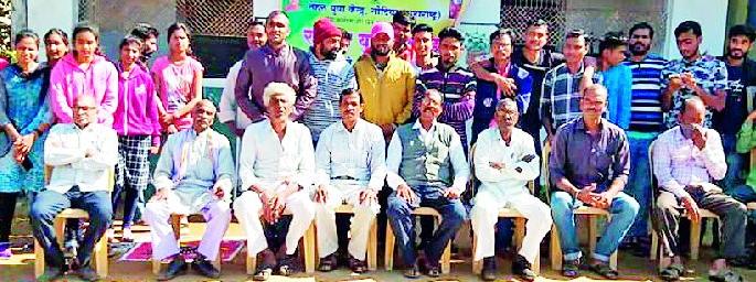 The son of the farmers of Bhajepar select for Military Service | भजेपारच्या शेतकरी पुत्रांची भरारी, देश सेवेसाठी रवाना