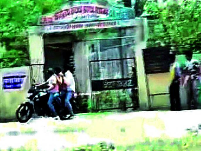 100 percent boycott of Missprivers vote | Lok Sabha Election 2019; मिसपिर्रीवासियांचा मतदानावर १०० टक्के बहिष्कार 100 percent boycott of Missprivers vote | Lok Sabha Election 2019; मिसपिर्रीवासियांचा मतदानावर १०० टक्के बहिष्कार