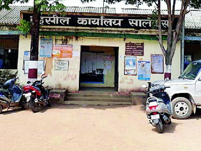 Revenue Department receives vacant posts | महसूल विभागाला रिक्त पदांचे ग्रहण Revenue Department receives vacant posts | महसूल विभागाला रिक्त पदांचे ग्रहण