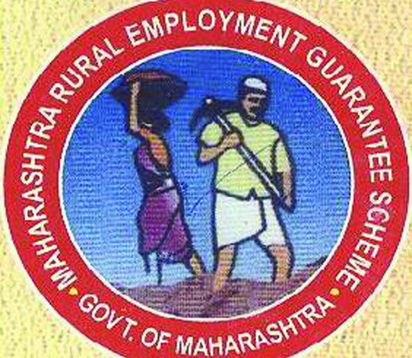 Maghorohiooy again grew up | मग्रारोहयोवर पुन्हा वाढले मजूर Maghorohiooy again grew up | मग्रारोहयोवर पुन्हा वाढले मजूर