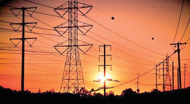 Raipur-Goa power line Adali, 400 KV line coming from Chhattisgarh | रायपूर-गोवा वीज वाहिनी अडली, छत्तीसगढहून येणारी ४00 केव्ही लाइन 