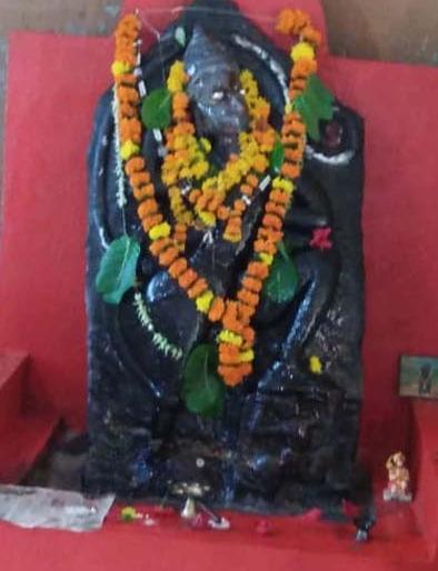 Rokdoba Temple, south of thousands of years ago | हजारो वर्र्षांपूर्वीचे दक्षिणमुखी रोकडोबा मंदिर Rokdoba Temple, south of thousands of years ago | हजारो वर्र्षांपूर्वीचे दक्षिणमुखी रोकडोबा मंदिर