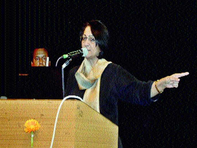 Karnataka IPS-IDS Senior Fellow Prabha Rao was born on terrorism | कर्नाटकच्या आयपीएस-आयडीपीएस सिनिअर फेलो प्रभा राव कट्टरवादातून दहशतवादाचा जन्म Karnataka IPS-IDS Senior Fellow Prabha Rao was born on terrorism | कर्नाटकच्या आयपीएस-आयडीपीएस सिनिअर फेलो प्रभा राव कट्टरवादातून दहशतवादाचा जन्म