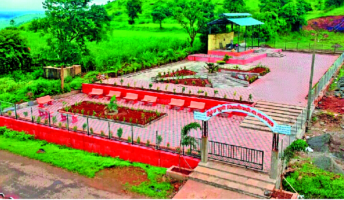 The 'model' of Vichundhartha in Pirachiwadi | पिराचीवाडीतील वैकुंठभूमी ठरतेय ‘मॉडेल’ The 'model' of Vichundhartha in Pirachiwadi | पिराचीवाडीतील वैकुंठभूमी ठरतेय ‘मॉडेल’