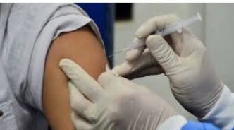 Corona vaccine should be given at village level | कोरोनाची लस गावांपातळीवर द्यावी Corona vaccine should be given at village level | कोरोनाची लस गावांपातळीवर द्यावी