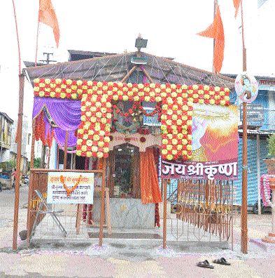 Krishna was born, Sakhe, Krishna was born ... | कृष्ण जन्मला गं सखे, कृष्ण जन्मला...