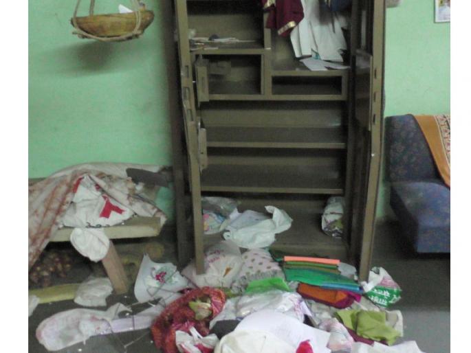 Shocking ! Death of old age in attack of decoity | धक्कादायक ! दराे़डेखाेऱ्यांच्या हल्ल्यात वृद्धाचा मृत्यू