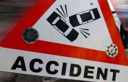 One killed in tractor collision | ट्रॅक्टरच्या धडकेत तळोद्यात एक ठार One killed in tractor collision | ट्रॅक्टरच्या धडकेत तळोद्यात एक ठार