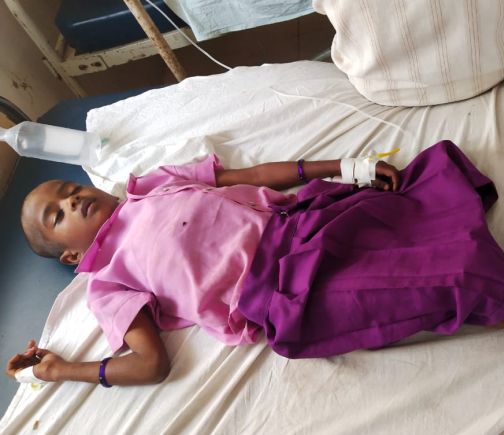 Discussion on the rise of poisoning | विषबाधाप्रकरणाचा गुंता वाढल्याने चर्चा Discussion on the rise of poisoning | विषबाधाप्रकरणाचा गुंता वाढल्याने चर्चा