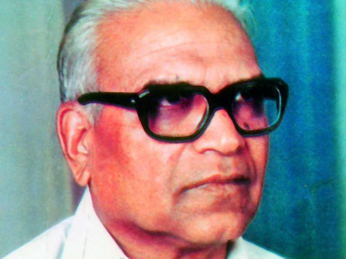 Madhavrao Gaikwad: Conflicting Comrade | माधवराव गायकवाड : संघर्षशील कॉम्रेड