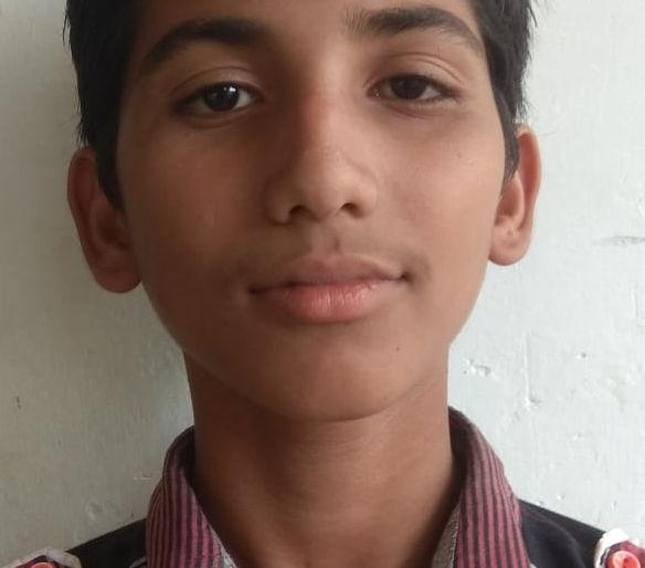 Tenth student committed suicide by jumping into the well | विहिरीत उडी घेऊन दहावीच्या विद्यार्थ्याची आत्महत्या Tenth student committed suicide by jumping into the well | विहिरीत उडी घेऊन दहावीच्या विद्यार्थ्याची आत्महत्या