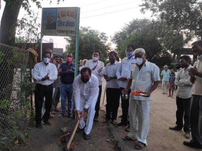 ZP at Rameshwar Khurd. Bhumipujan of the defense wall in the school | रामेश्वर खुर्द येथे जि.प. शाळेत संरक्षण भिंतीचे भूमिपूजन ZP at Rameshwar Khurd. Bhumipujan of the defense wall in the school | रामेश्वर खुर्द येथे जि.प. शाळेत संरक्षण भिंतीचे भूमिपूजन