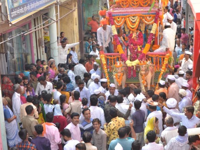 Shenandorani Dumdumlee, in Harinama's Gazar | हरिनामाच्या गजरात अवघी शेंदुर्णी दुमदुमली