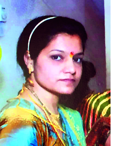 Ichalkaranji's woman suffocated with blood | इचलकरंजीच्या महिलेचा गळा दाबून खून Ichalkaranji's woman suffocated with blood | इचलकरंजीच्या महिलेचा गळा दाबून खून