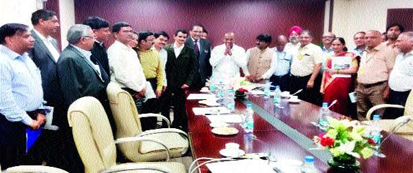  It's not a disappointment! | ...तो अपेक्षाभंग नव्हेच !