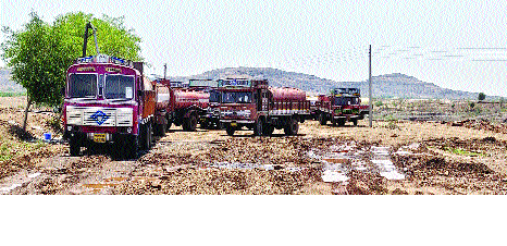 Non-cooperation movement after five hours | असहकार आंदोलन पाच तासांनंतर मागे Non-cooperation movement after five hours | असहकार आंदोलन पाच तासांनंतर मागे