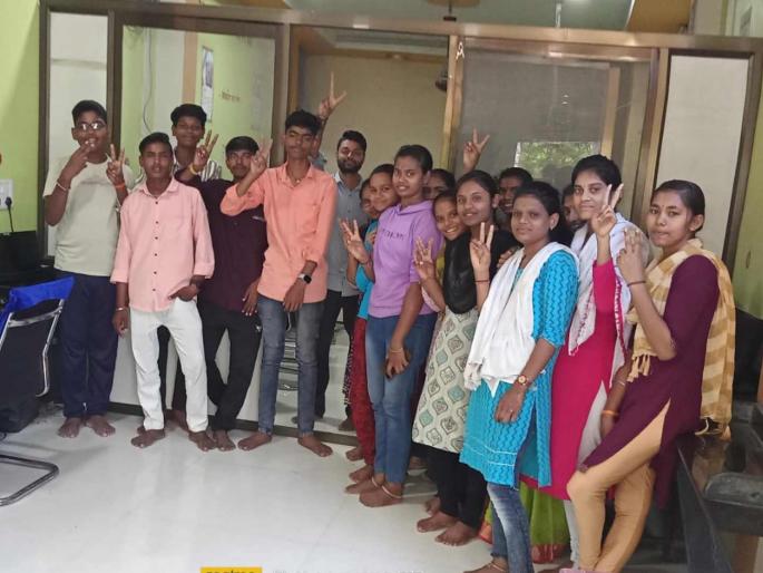 Washim topper in Amravati division in 12th exam; Washim result 95.69 percent | बारावीच्या परीक्षेत अमरावती विभागात वाशिम अव्वल; वाशिमचा निकाल ९५.६९ टक्के Washim topper in Amravati division in 12th exam; Washim result 95.69 percent | बारावीच्या परीक्षेत अमरावती विभागात वाशिम अव्वल; वाशिमचा निकाल ९५.६९ टक्के