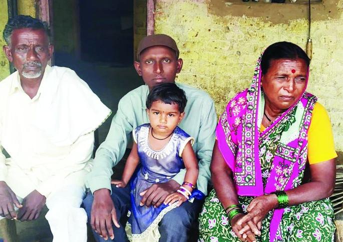 'Blood Cancer' sufferers need help from doners | ‘ब्लड कॅन्सर’ग्रस्त हरीदासला हवी दात्यांची मदत 'Blood Cancer' sufferers need help from doners | ‘ब्लड कॅन्सर’ग्रस्त हरीदासला हवी दात्यांची मदत
