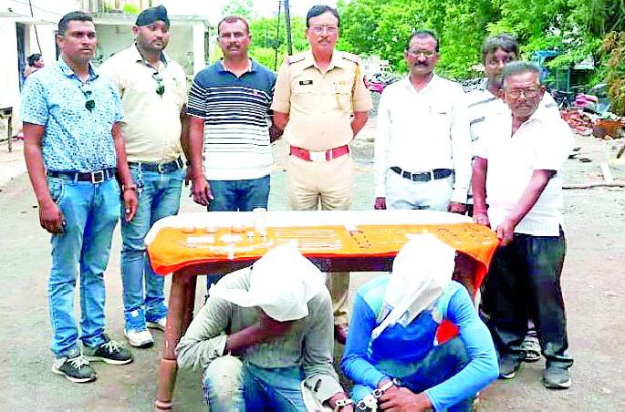 Gold and silver with cash from thieves | चोरट्यांकडून रोखेसह सोने-चांदी हस्तगत