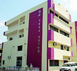 Water supply electricity bill, officers handover | पाणीपुरवठा वीज बिल, अधिकाऱ्यांचे हातवर Water supply electricity bill, officers handover | पाणीपुरवठा वीज बिल, अधिकाऱ्यांचे हातवर