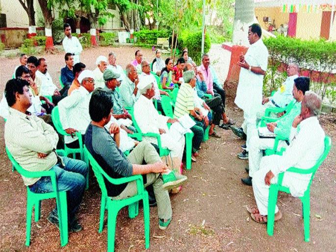 Filing an FIR against the directors of the Raisoni Credit Society under MPID | रायसोनी पतसंस्थेच्या संचालकांवर एमपीआयडीन्वये गुन्हा दाखल करा Filing an FIR against the directors of the Raisoni Credit Society under MPID | रायसोनी पतसंस्थेच्या संचालकांवर एमपीआयडीन्वये गुन्हा दाखल करा