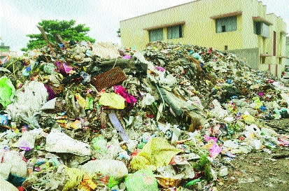 The health risk of tourism capital | पर्यटनाच्या राजधानीचे आरोग्य धोक्यात The health risk of tourism capital | पर्यटनाच्या राजधानीचे आरोग्य धोक्यात