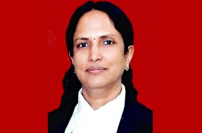 Extension of one year to Justice Pushpa Ganediwala | न्या. पुष्पा गणेडीवाला यांना एक वर्षाची मुदतवाढ Extension of one year to Justice Pushpa Ganediwala | न्या. पुष्पा गणेडीवाला यांना एक वर्षाची मुदतवाढ