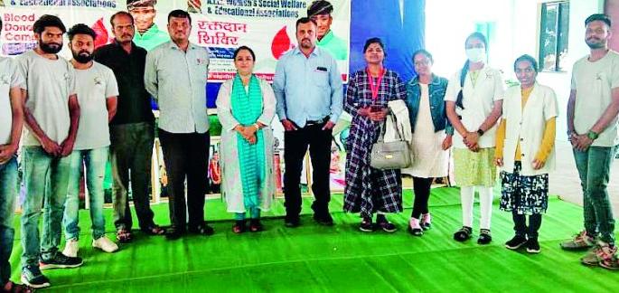 Flowers of tears; Memories of Ibrahim awakened by blood donation | अश्रूंची झाली फुले; रक्तदानाने जागवल्या इब्राहिमच्या आठवणी